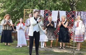 Подробнее о статье «Віншуем цябе, Беларусь незалежная!»