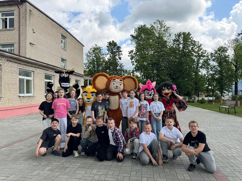 Вы сейчас просматриваете 🎉 Выпускной 4-х классов гимназии от «ТеремОК» – это было нечто!