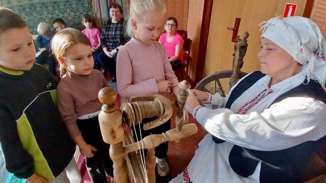 «Ад даўніны да сучаснасці»