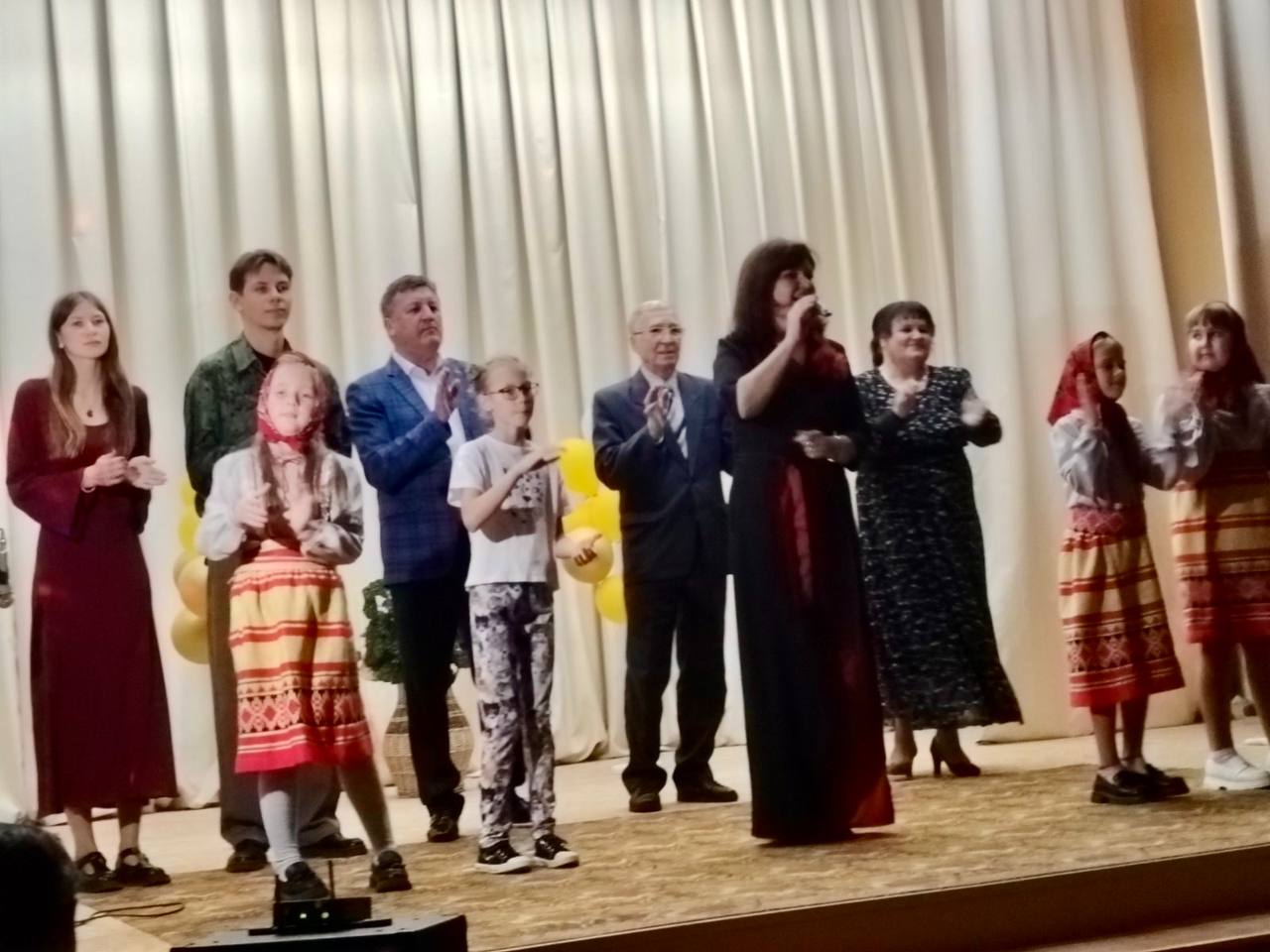 Вы сейчас просматриваете «Единственной маме на свете»