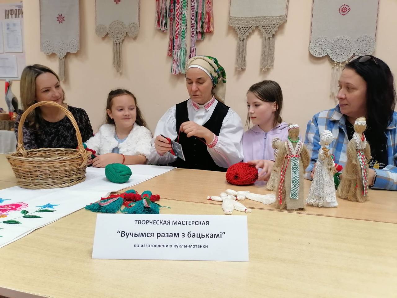 Вы сейчас просматриваете 🏵️ЯДНАЕМСЯ РАМЁСТВАМI  