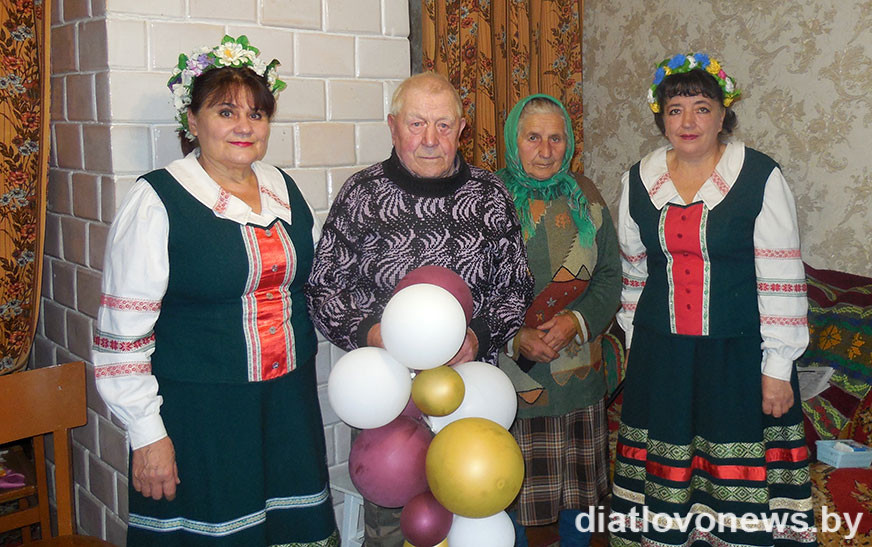 Вы сейчас просматриваете Хвіліны душэўнасці. 42 гады за рулём трактара