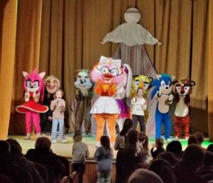 Подробнее о статье В Индуре закружилась кукольная карусель! 🎪