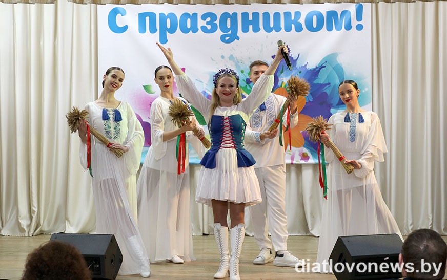 Вы сейчас просматриваете Работнікі ААТ “Граніт-Агра” сустрэлі прафесійнае свята