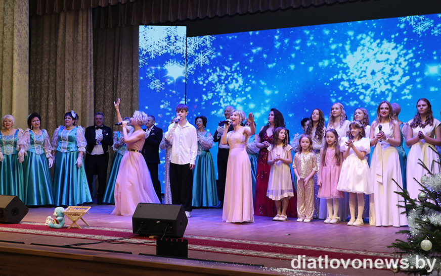 Вы сейчас просматриваете Сустрэча пад Каляднай зоркай