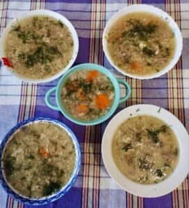 Подробнее о статье ❄️ Халодзец — страва, якая змяшчае ў сабе холад, час і памяць ❄️