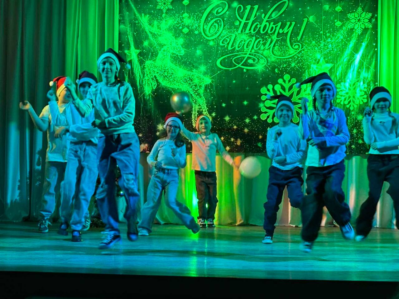 Вы сейчас просматриваете ✨ Свет Рождества озарил наши сердца! ✨