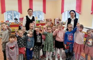 Подробнее о статье «Гэты займальны свет рамёстваў»