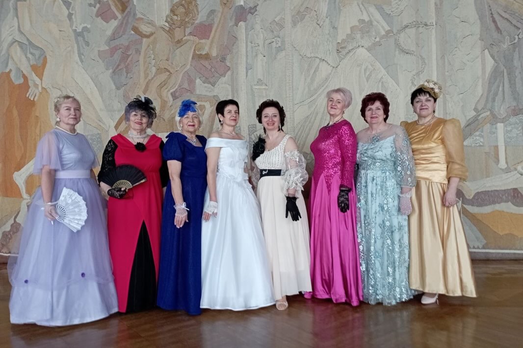 Вы сейчас просматриваете Бал в ритме венского вальса: «ЭлитДанс» покорил сцену драмтеатра! 💃🕺