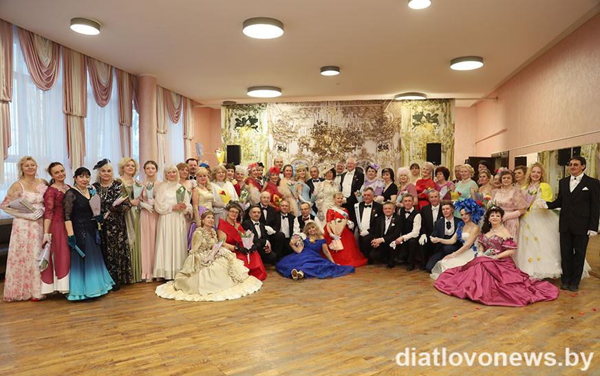 Вы сейчас просматриваете Баль у Дзятлаве прысвячаецца жанчыне