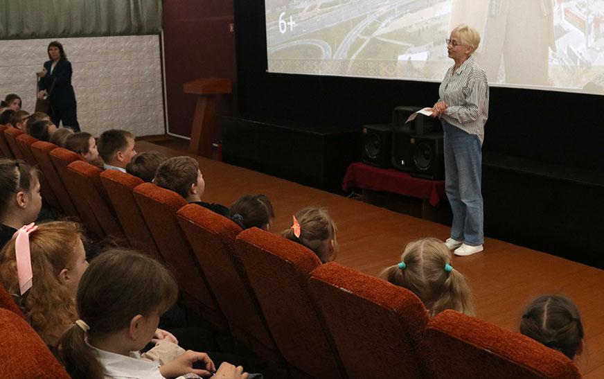 Подробнее о статье Кінапрэм’ера – “Дзяржаўны гімн Рэспублікі Беларусь”