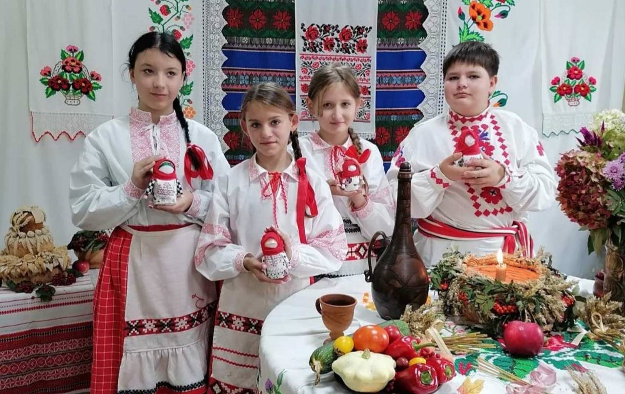 Подробнее о статье Шчодры, духмяны і неверагодна цёплы «Багач» у Новаельні! 🌾🍂